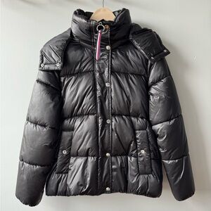 NWOT Tommy Hilfiger Black Puffer Jacket with Burgundy Lining Size S